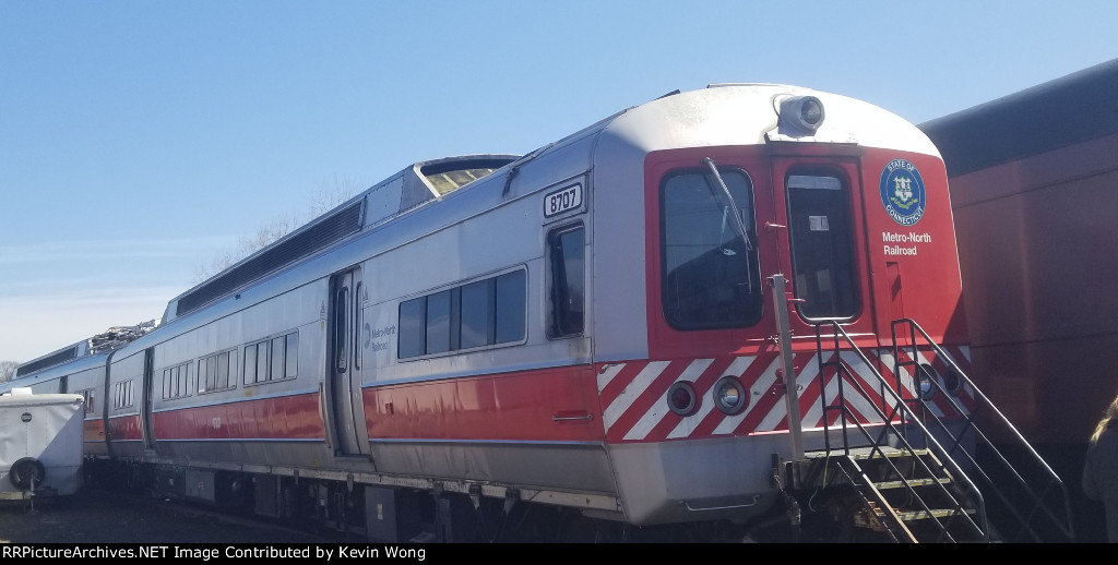 Metro-North/ConnDOT M-2 8707 (built by GE/Vickers/Avco 1975)